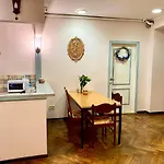 Hostel Tapki *