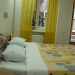 Hostel Tapki *
